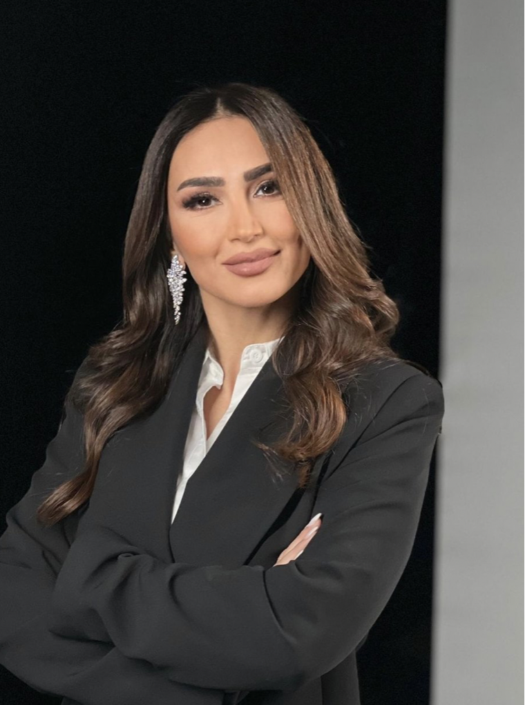 Hanan Skaf wearing The Ivy earrings during an episode on MTV Lebanon.