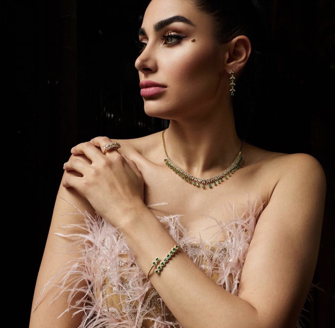 Leen wearing the Uva Necklace and more pieces from LJ