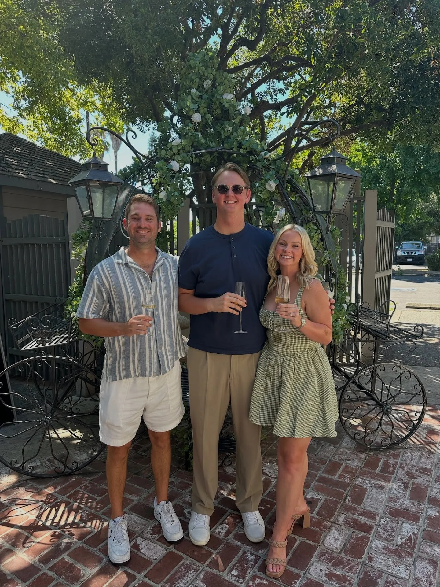 Happy Birthday to OUR bestie @therealbrich_ 👯&zwj;♀️💙

#brother #bestie #thirdwheel