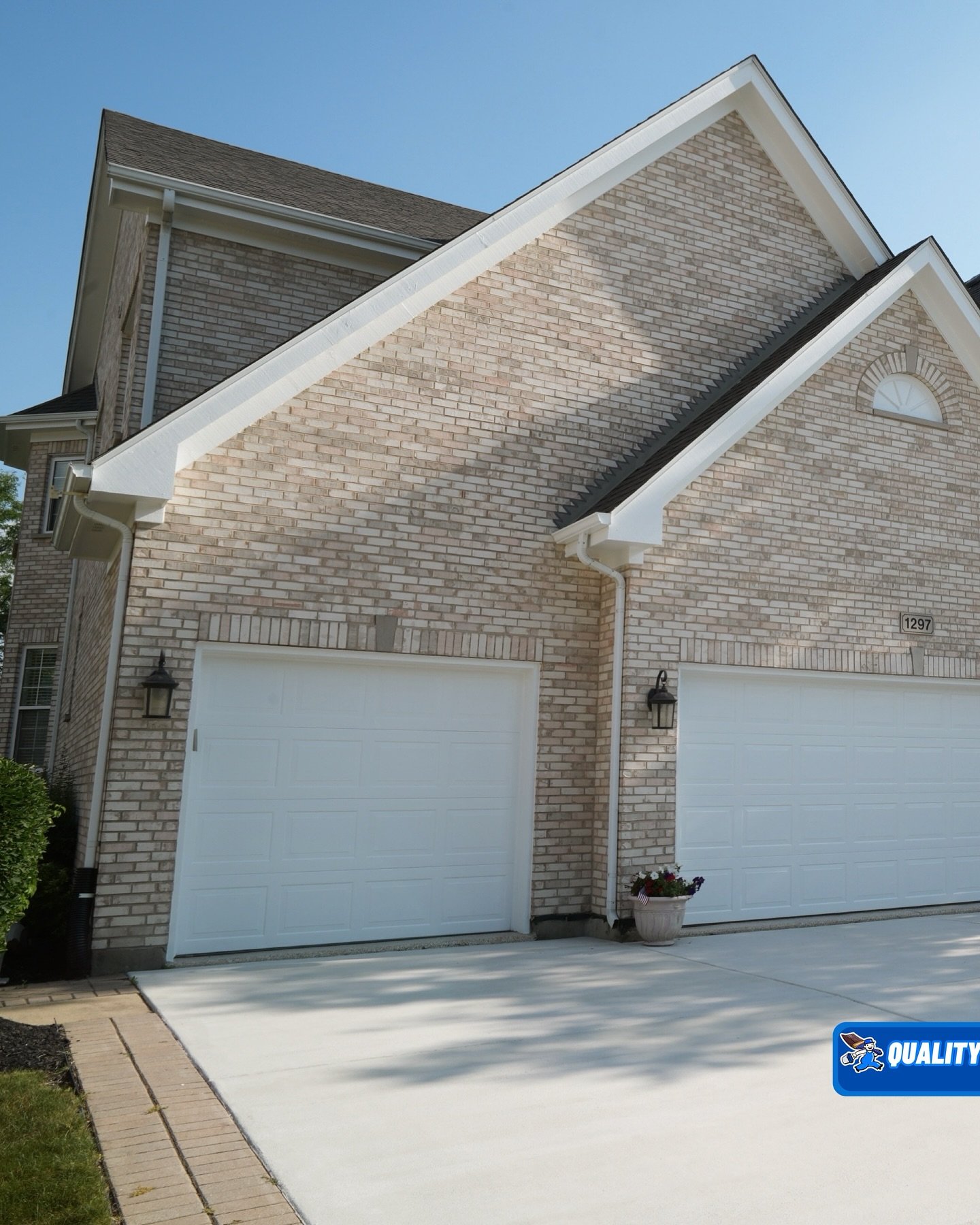 #QualityPaintingOfIL #PrepWorkMatters
#QualityPaintingOfIL #ChicagoSuburbsPainter
#ResidentialPainting #InteriorPainting #ExteriorPainting #HomeTransformation #ProfessionalPainters #PaintingContractor #ILPainter #HousePainting #FreshCoat #PainterLife