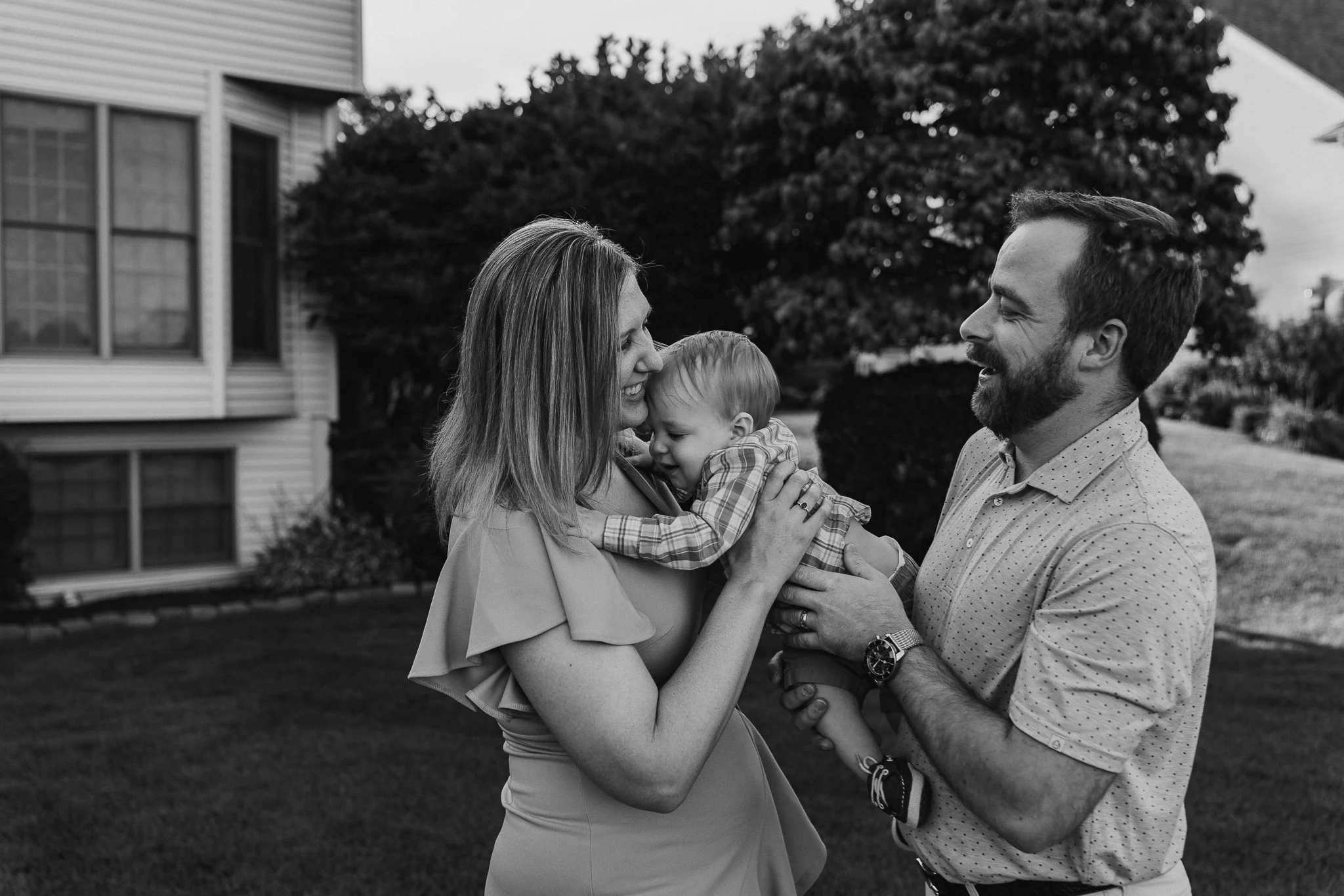 Granger, Indiana Photographer | Family Pictures at Home for William's First Birthday