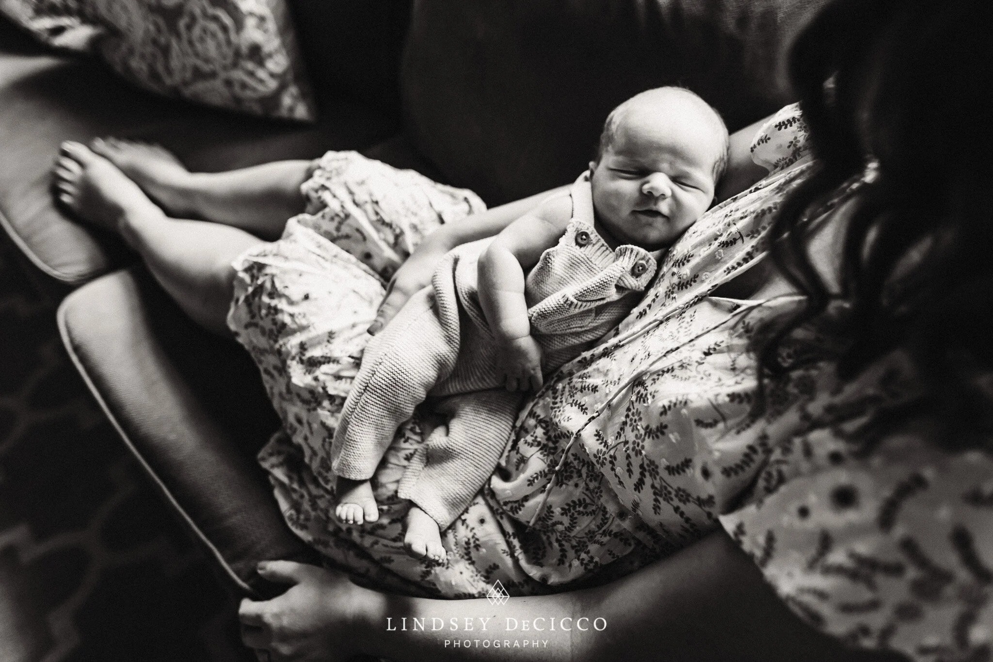 Welcome Oliver | Newborn Family Photography Session; Mishawaka, IN