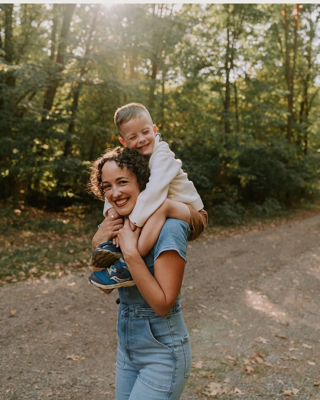 Six Years. Same Porch. Same Love.

I&rsquo;ve been photographing this family at their home every year for six years&mdash;and honestly, they were a huge inspiration behind my Front Porch Minis idea. We always end up on their beautiful porch and down 