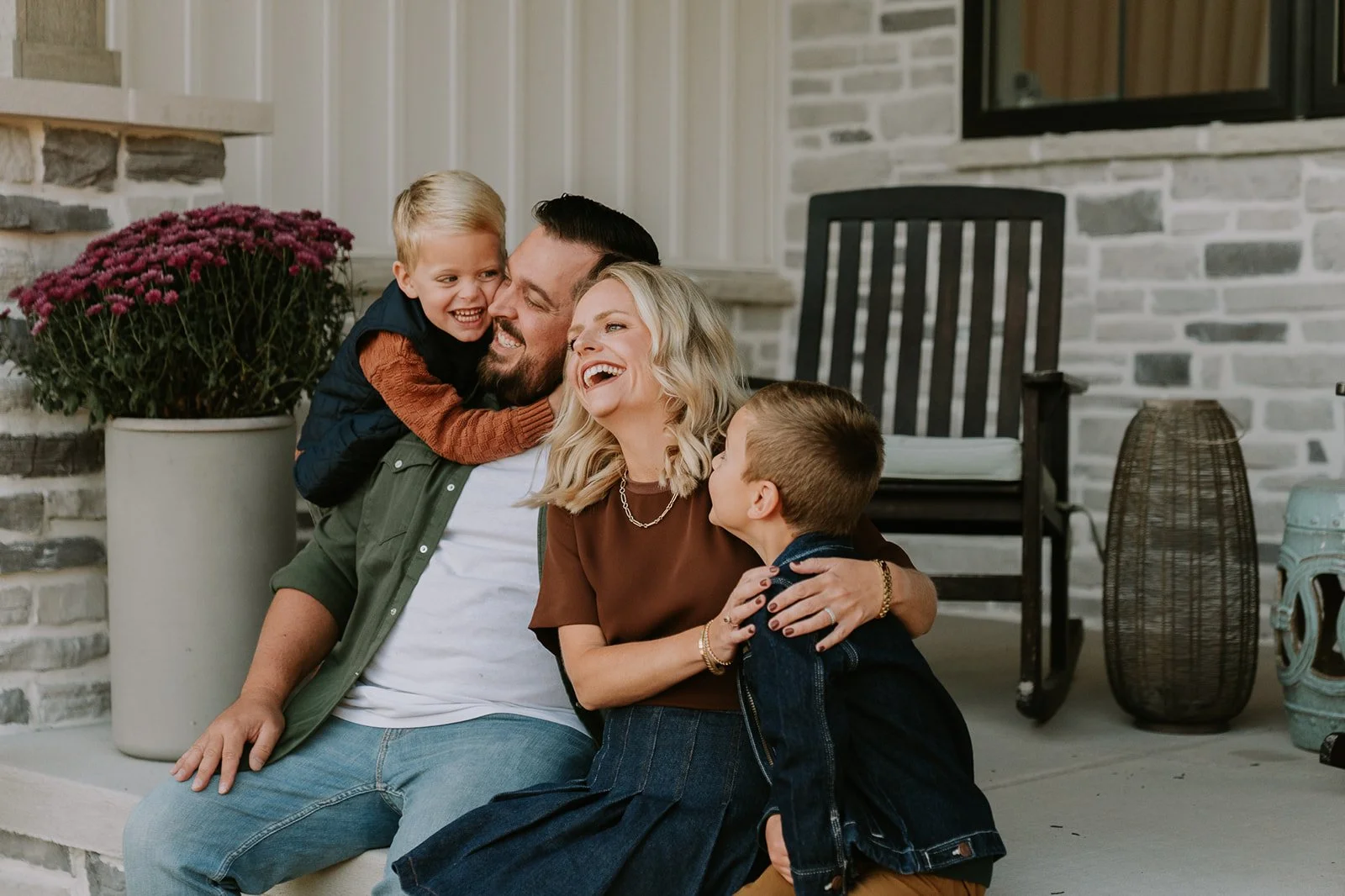 Joyful Front Porch Minis Moment | At-Home Session