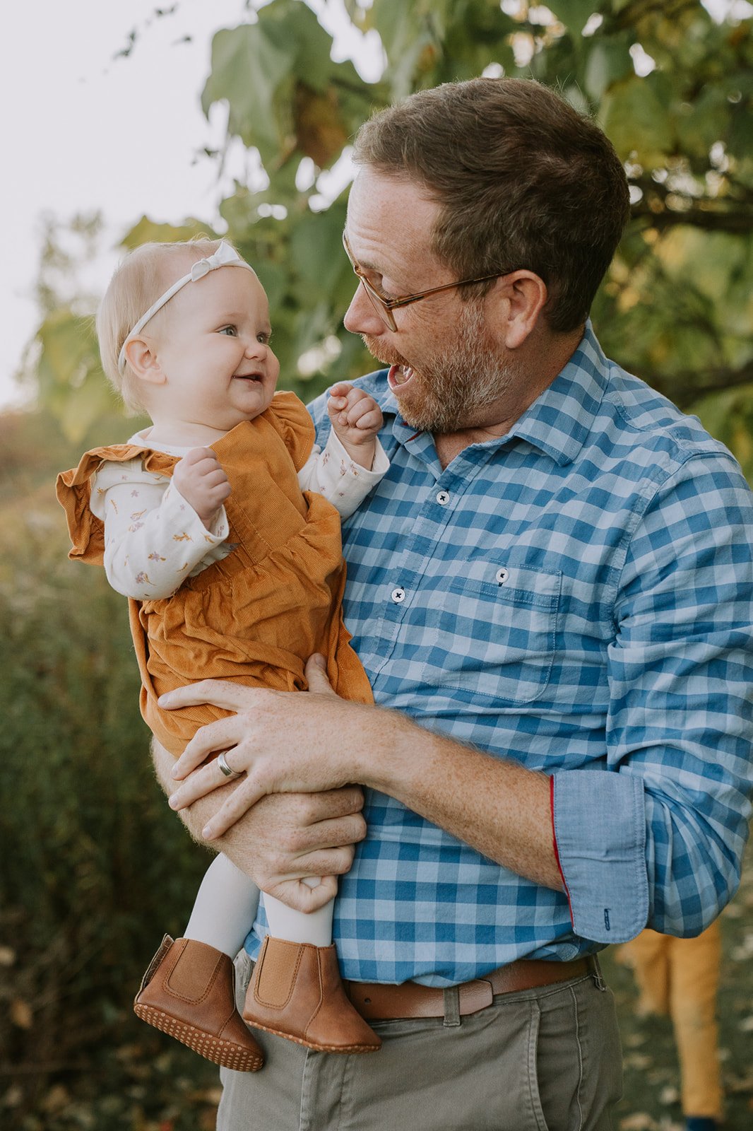 Father–Daughter Moment at Meadows Edge | Lifestyle Family Photography