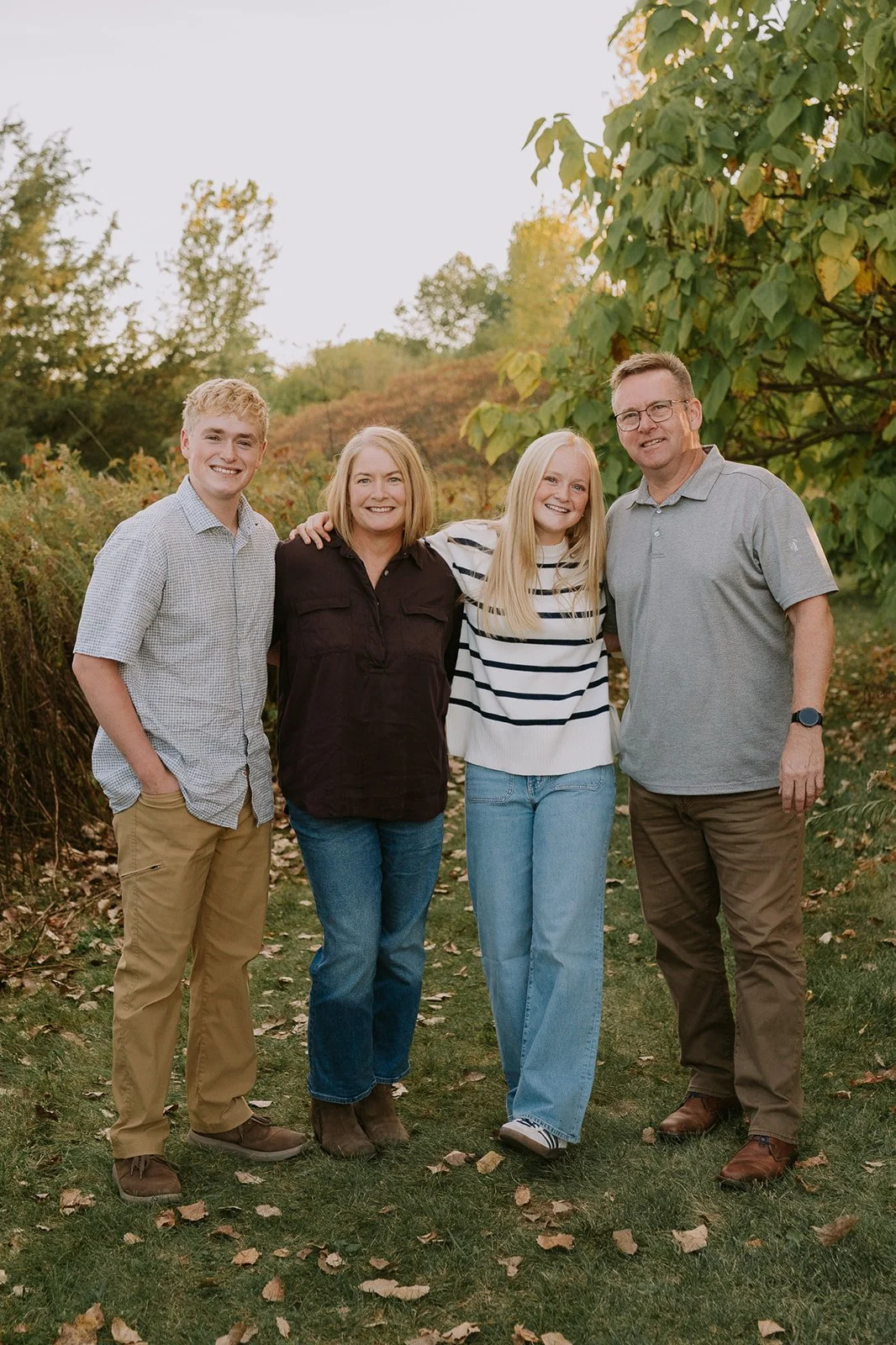 Golden Hour Family Portrait | Meadows Edge Fall Mini Sessions