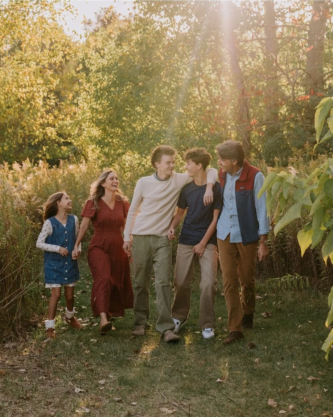 Meet my favorite dog in the world, Murphy. 

I&rsquo;ve never been a dog person&hellip; but&hellip; Murphy!!! I love him. 

Also love this crew&mdash;some of the funniest peeps I know and a whole bunch of cutie faces. 🤍

Honestly, I can get so many 