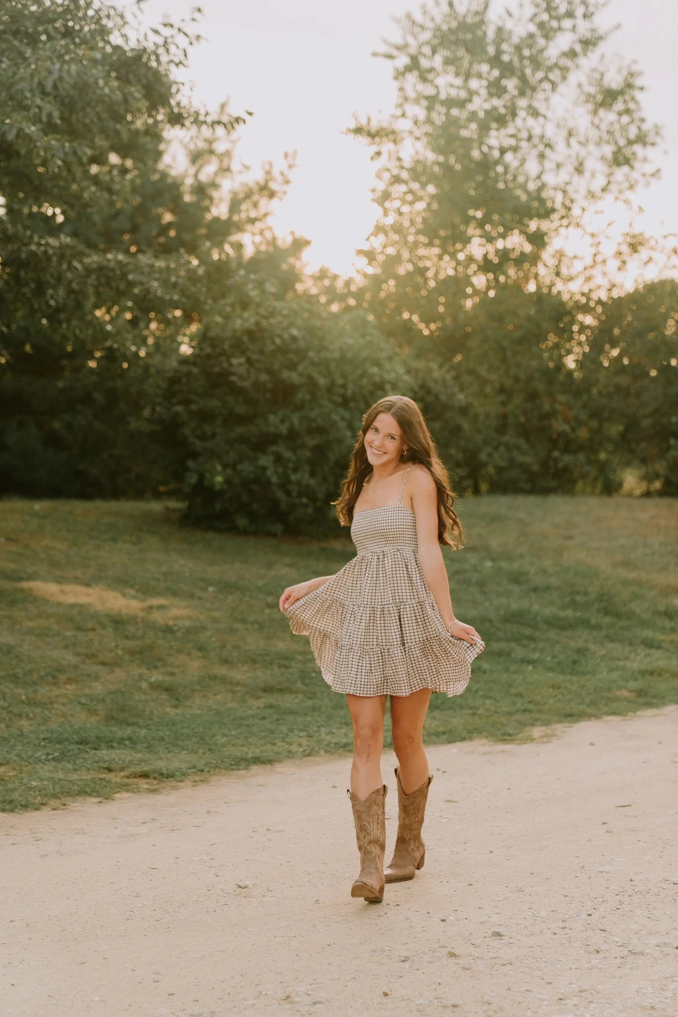 Cowboy boots and dress senior pictures