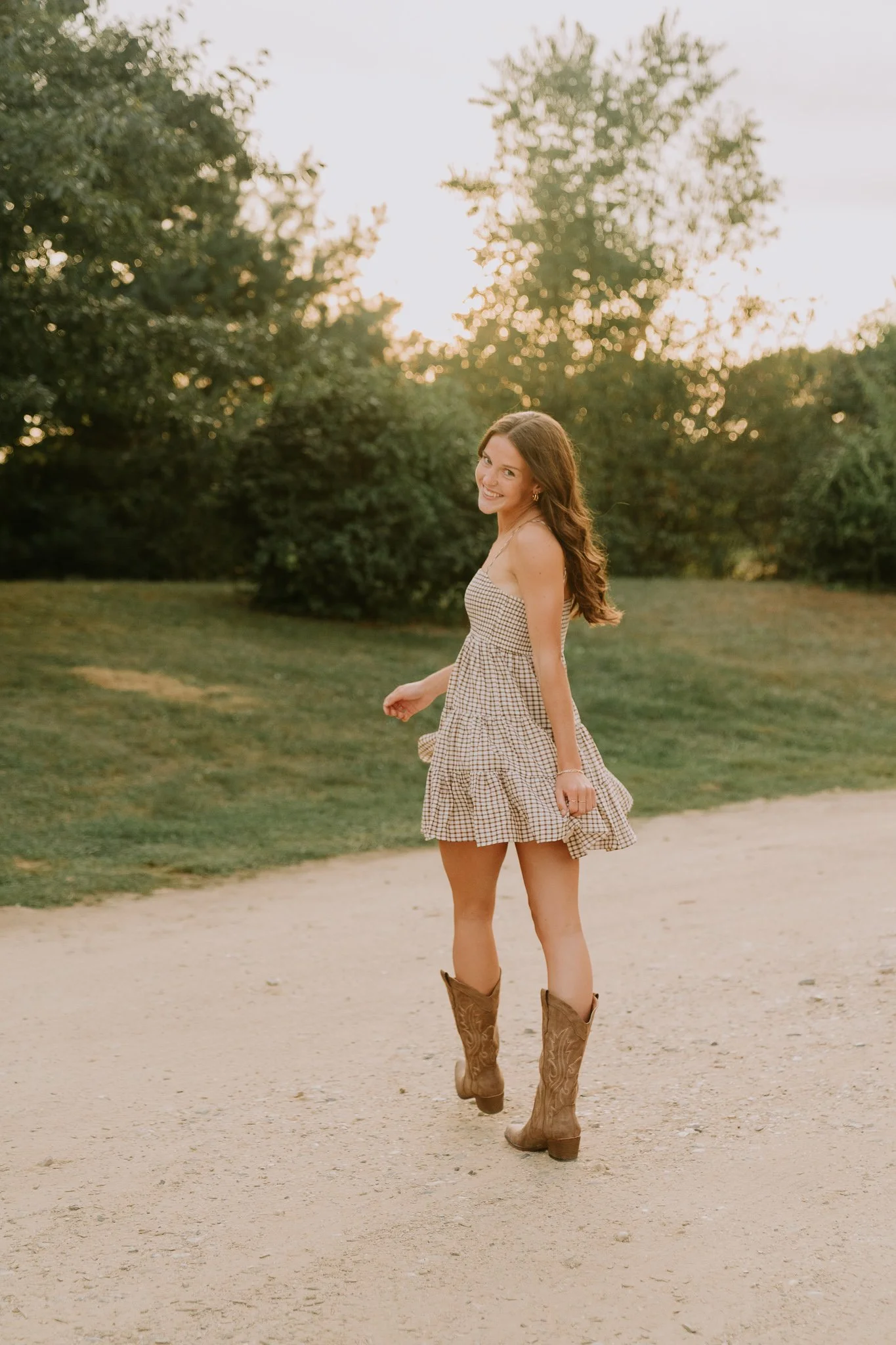 Brown and cream senior pictures