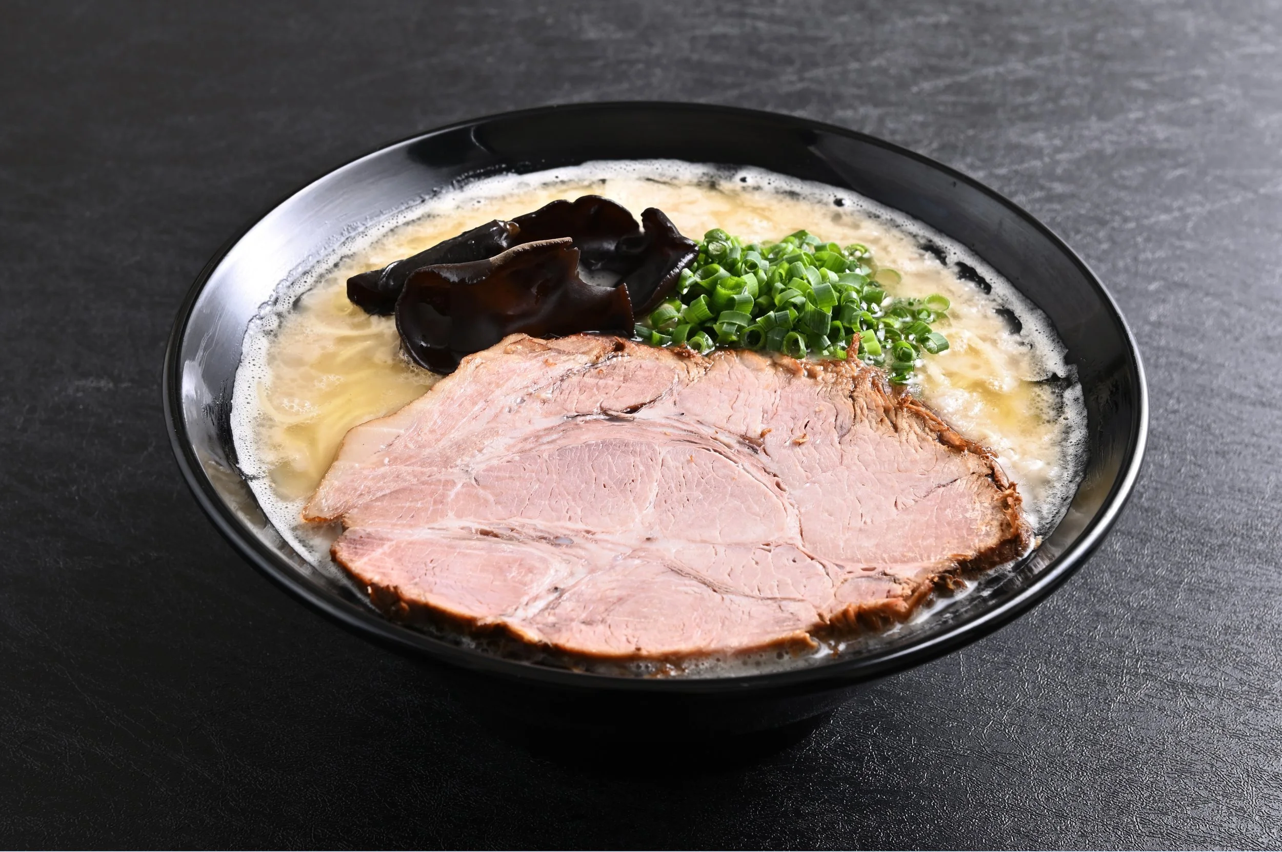 PORK TONKOTSU RAMEN