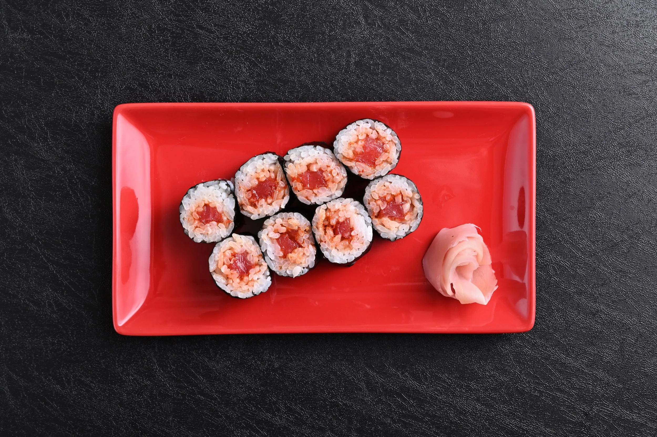 SPICY TUNA MAKI ROLL