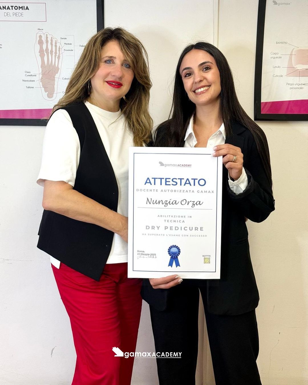 ✨ C&rsquo;&egrave; chi sogna&hellip; e chi trasforma i sogni in realt&agrave;.
Con dedizione, studio e amore per il proprio mestiere.

🌸 Oggi festeggiamo con orgoglio @nunzia_orza_ della @gamaxacademysanmarzano, che ha raggiunto l&rsquo;abilitazione