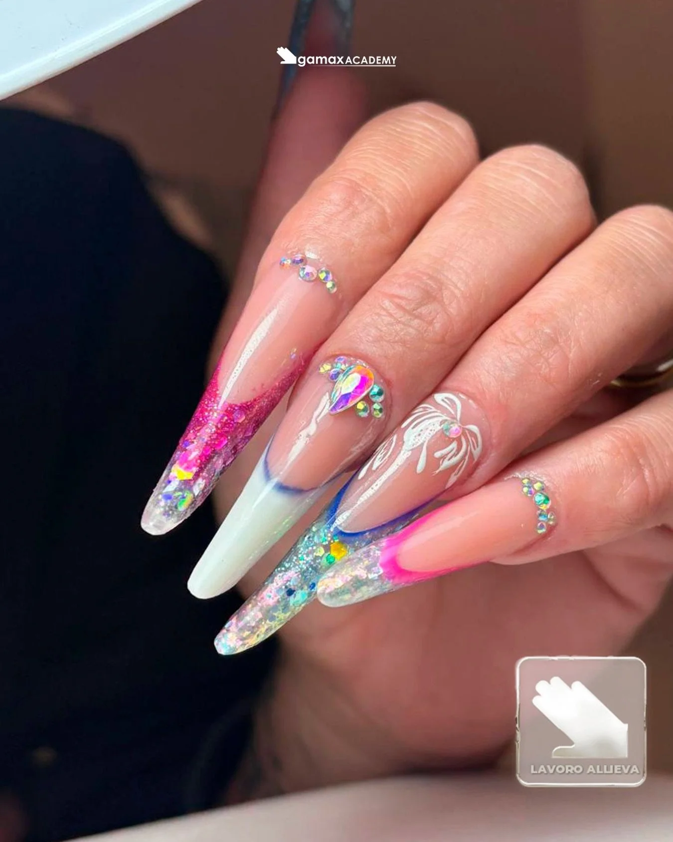 Vuoi imparare a creare delle vere opere d&rsquo;arte? 🖌️

Iscriviti ai nostri corsi, trova la Gamax Academy pi&ugrave; vicina a te ✨

📍 @gamax_academy_bari
📍 @gamaxacademyfoggia
📍 @gamax_academy_frattamaggiore
📍 @gamaxacademyfuorigrotta
📍 @gama