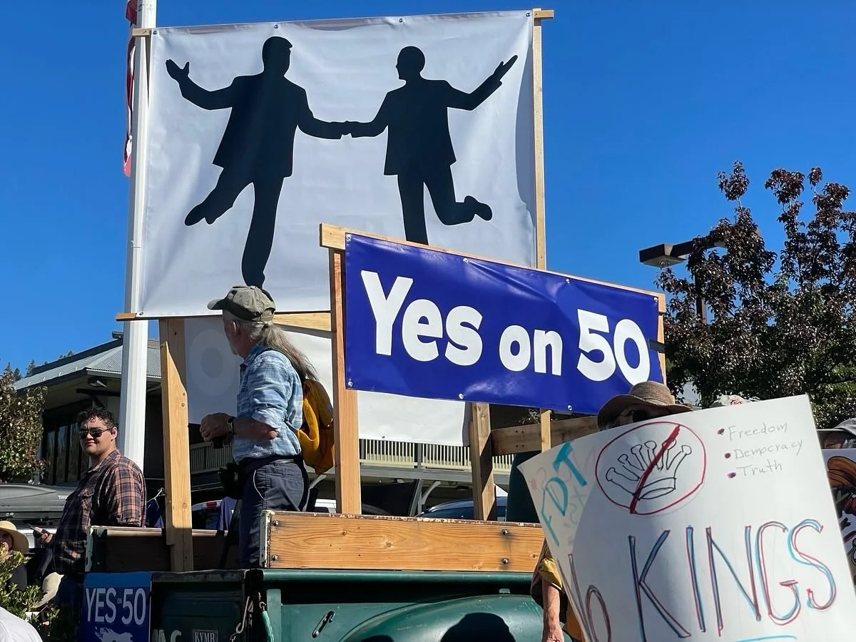 There was a massive turnout at the No Kings rally in Grass Valley!
#nokings #protest