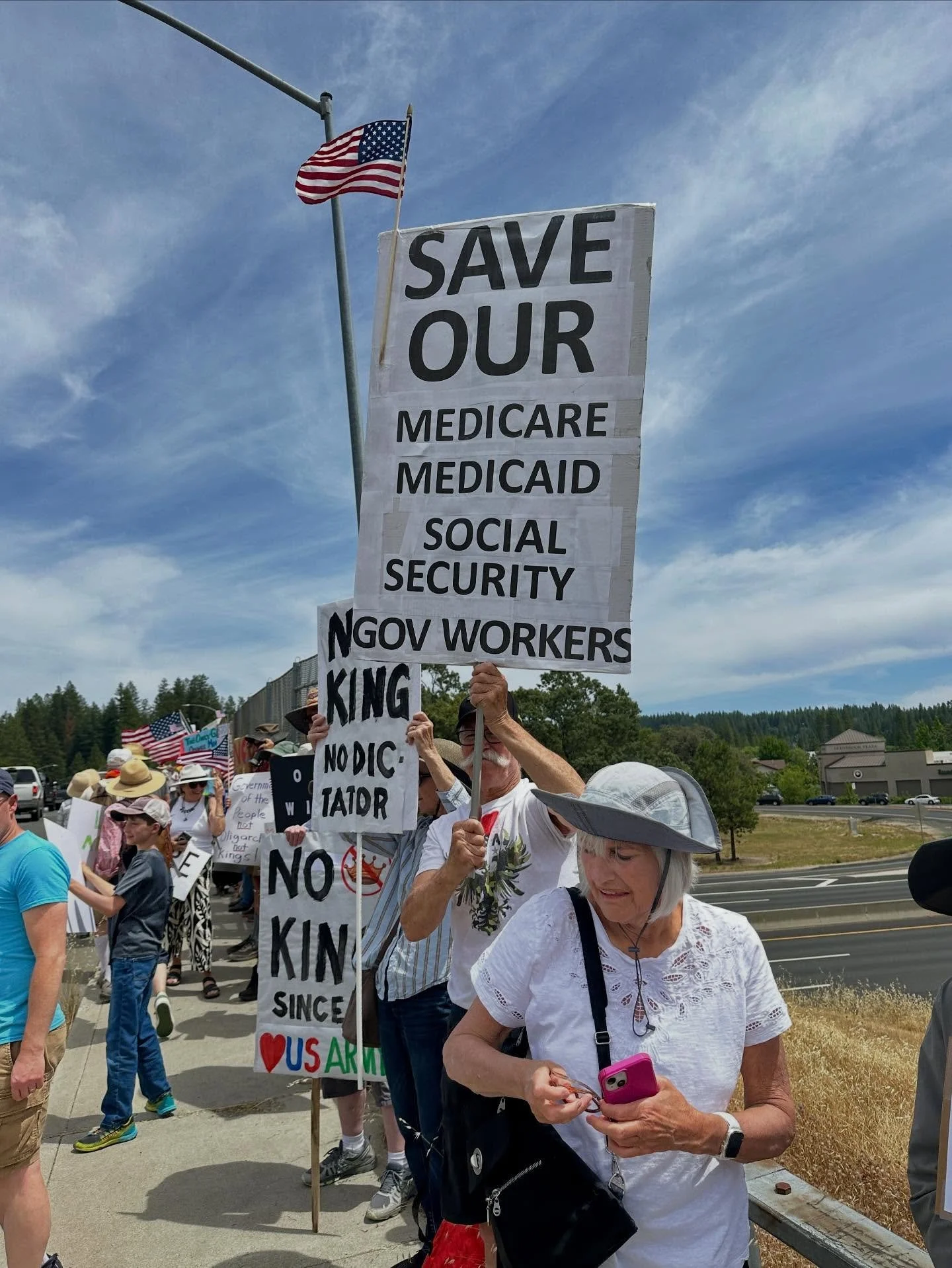 BIG PROTEST SATURDAY
Times Up, STAND UP!
Saturday, January 10, 12 - 2 PM
Brunswick Rd., Grass Valley

US leaders are waging war, lying to our faces, ignoring laws, and putting all Americans at risk!

Demand Accountability!
Advocate for Peace &amp; Ju