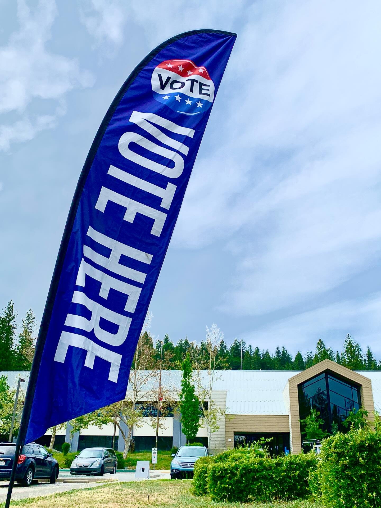Today is the LAST day to vote! Drop your ballot off at a drop box or vote center!

#electionday #vote #votenow