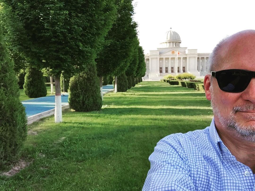 Exploring Ningxia’s political center with 10,000 steps a day.