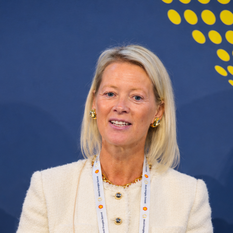 Katherine Roe Chief Executive Officer, Pharos Energy