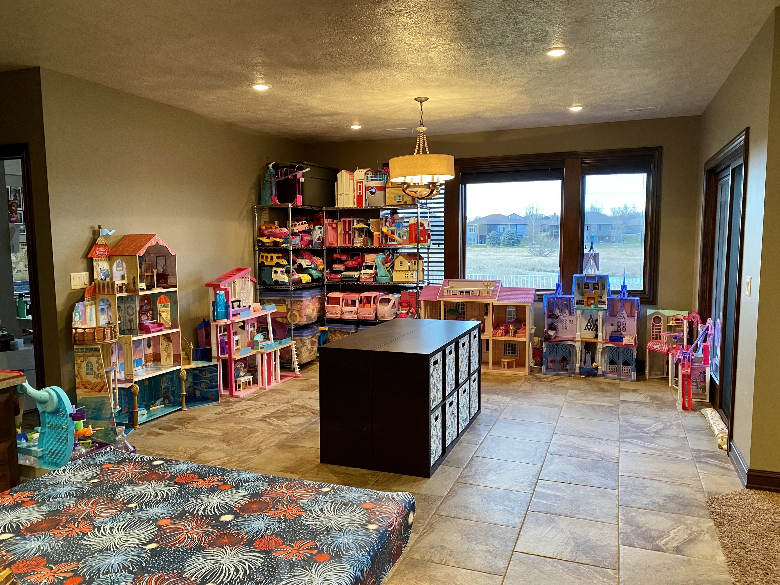 ToySpace-06.jpg