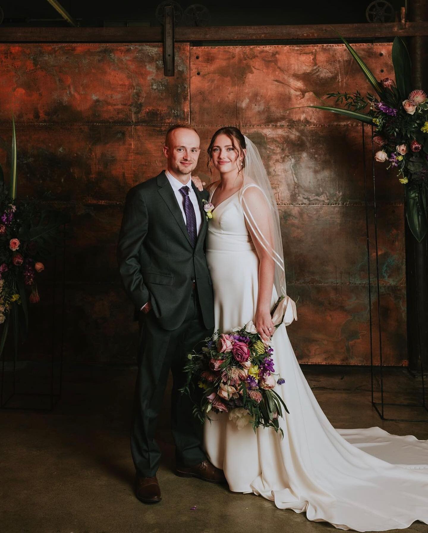 Needed to share more of these stunning details from Olivia + Thomas&rsquo;s day 💐 📸 @galleryphotography.utah