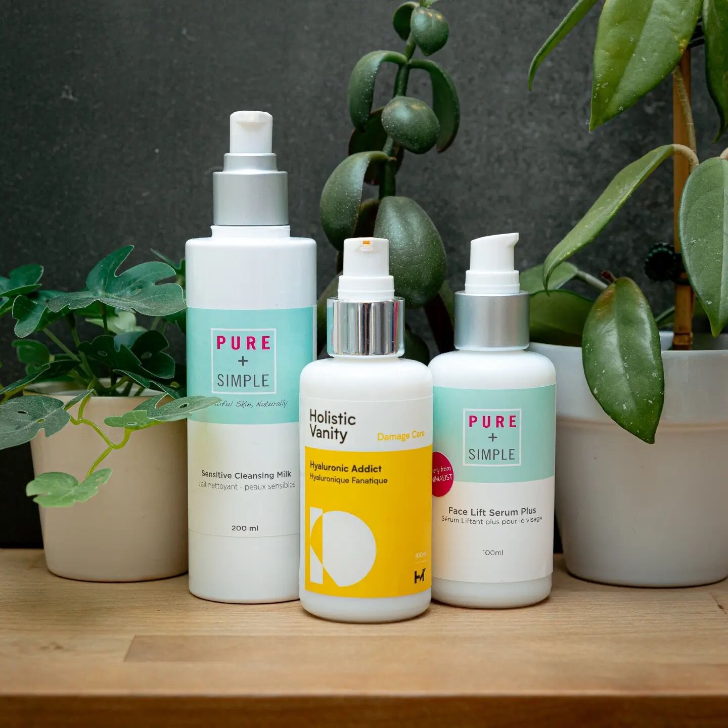 Pure + Simple specializes in helping clients find products + services that are consistent with their skincare goals, lifestyle &amp; budget!

Don&rsquo;t miss out on their amazing May service Specials!

🌞 15% off all Pure + Simple Cleansers until Ma