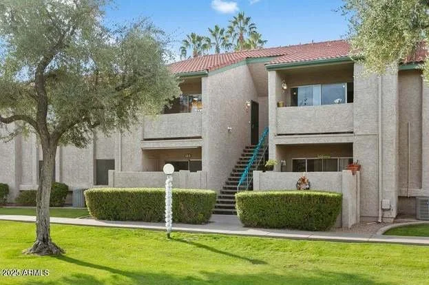 Woodglen Square Condo