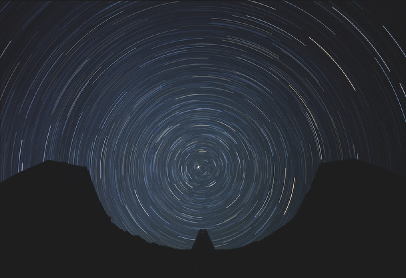  press 
 Charles Ross  | Cosmic Dancer: Dan Beachy-Quick on  Star Axis  [Artforum]