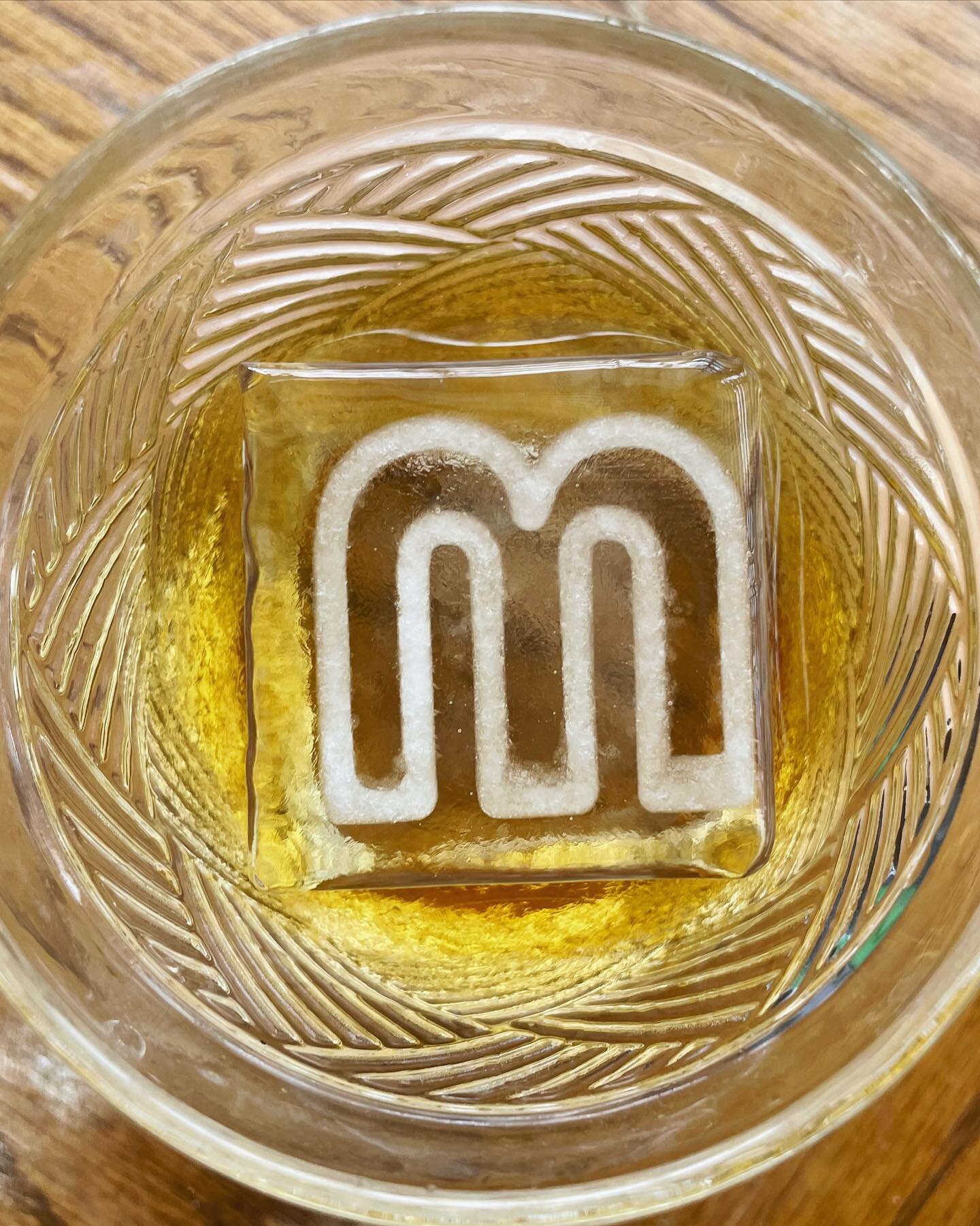 Comin&rsquo; in COLD 
Frosty Etched Logo Cubes 
We are so excited about how #GOOD these look!
Custom designs also available
So- Think BIG. Get creative. 
We&rsquo;ll see you in our DMs 😉
#goodicestl #shopsmall #customice #stlsmallbusiness #clearice 