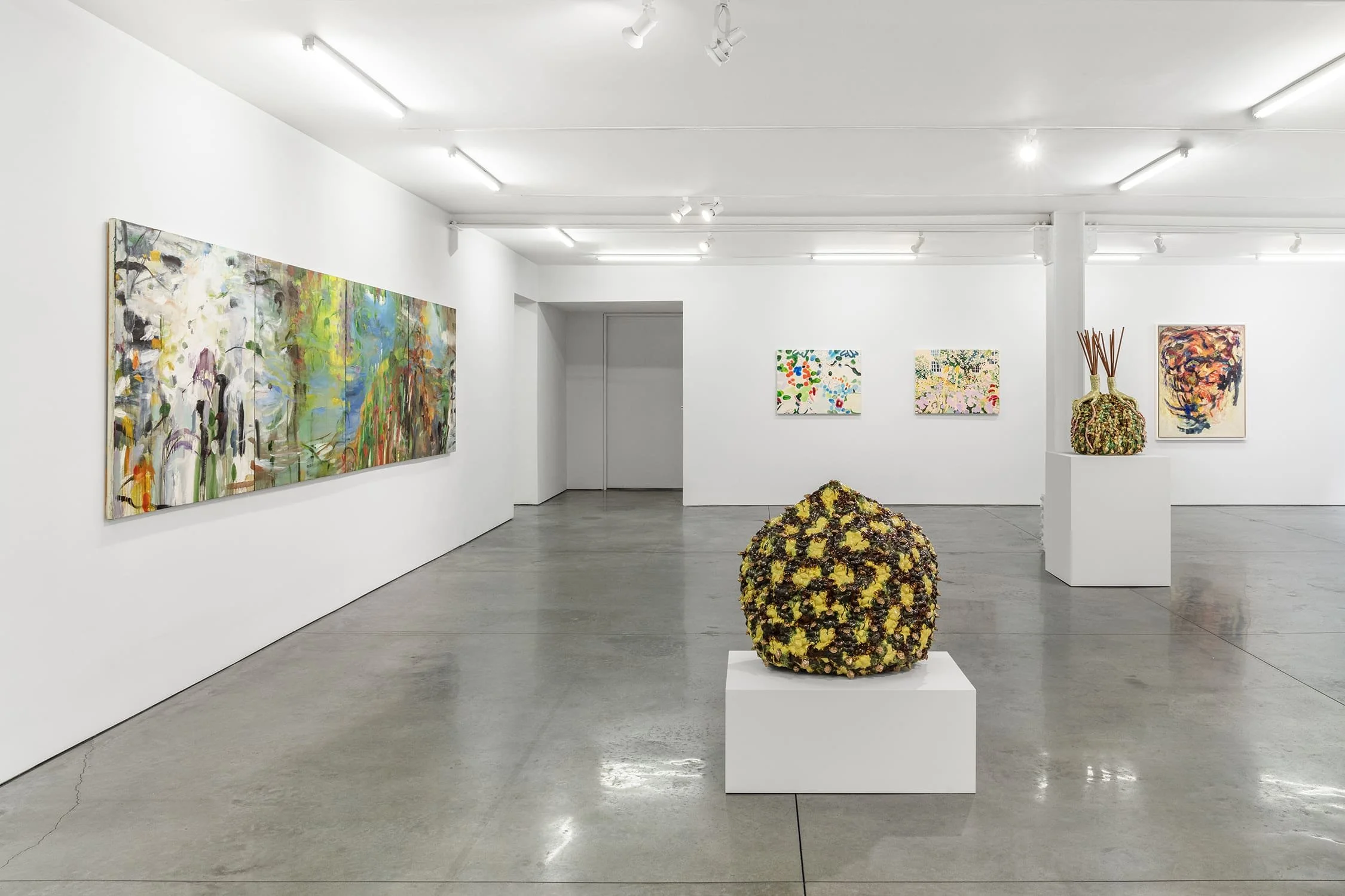 Exhibition News: “The Garden Reveals Me” at Ryan/Lee Gallery, New York, NY, April 17 – June 21, 2025. Including work by Tim Braden, Samella Lewis, Cathy Lu, Michael Mazur, and Andrew Raftery