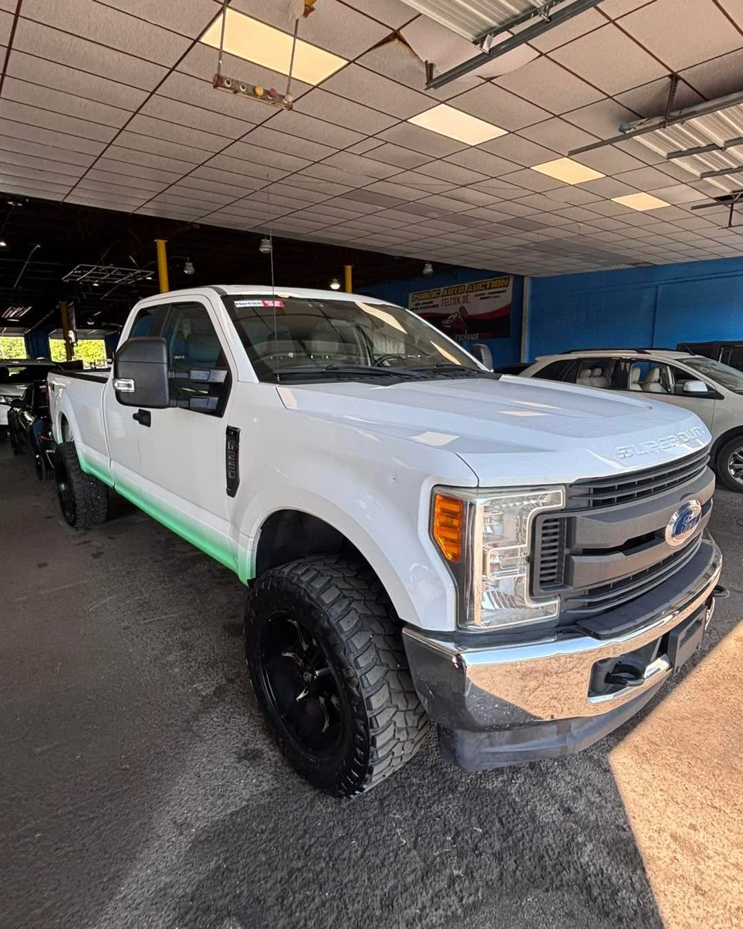 🔔 Reminder: Auction starts TONIGHT 🔔
 Hundreds of vehicles, dealer trades, bank repossessions, commercial units, and specialty inventory will be running through the lanes tonight at  Delaware Auto Exchange￼. Whether you&rsquo;re buying for personal