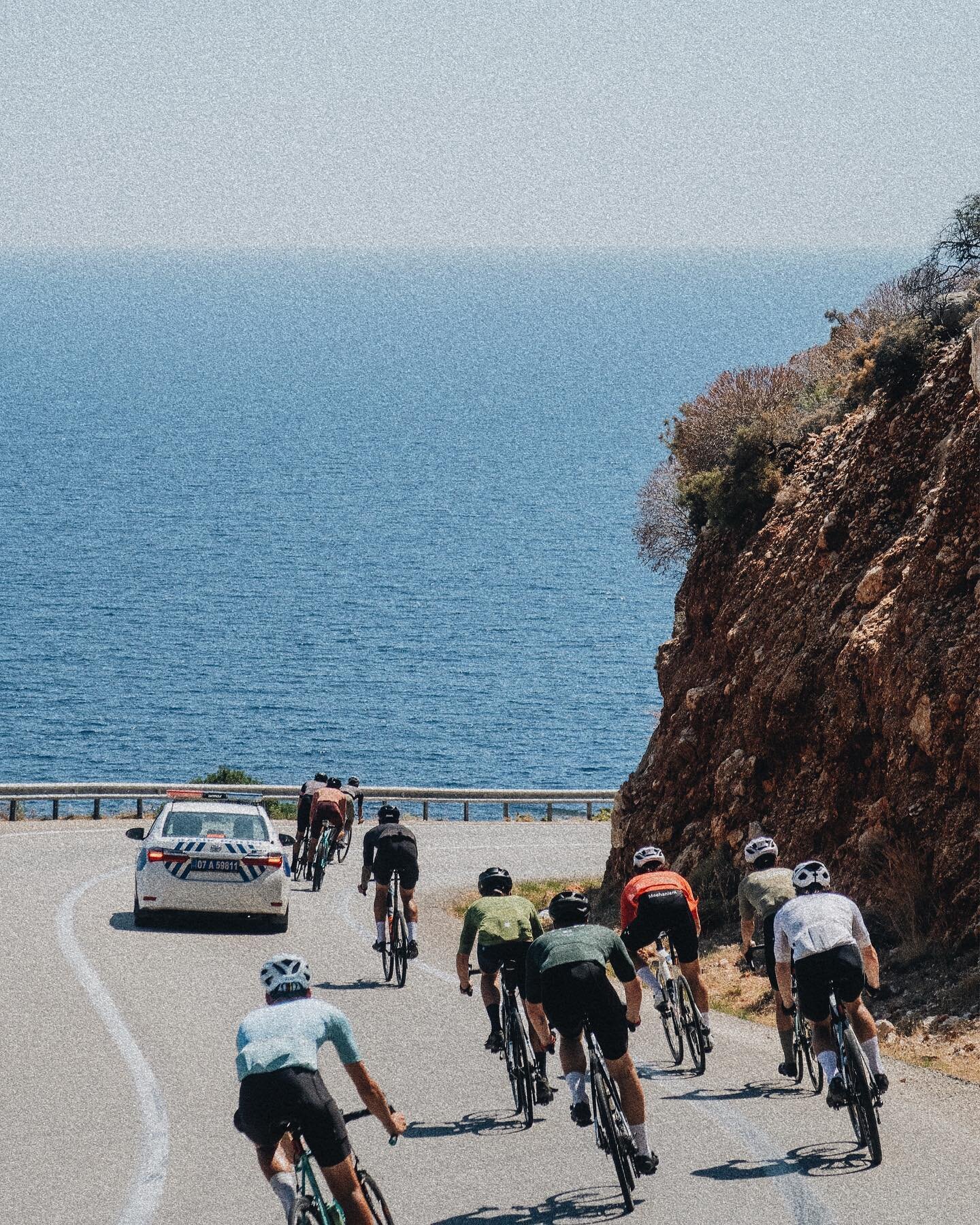 31&deg;C feels like 35. 

Midsummer challenge 216km from Fethiye to Kaş. First ever @pasnormalstudios / @internationalcyclingclub social ride in T&uuml;rkiye. 

#pasnormalstudios #internationalcyclingclub