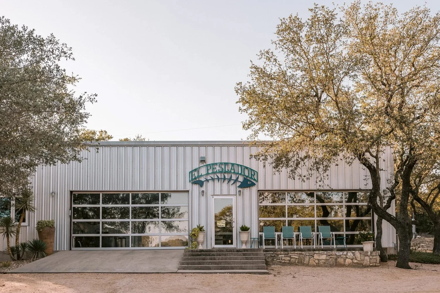 El Pescador Open Concept Lodging