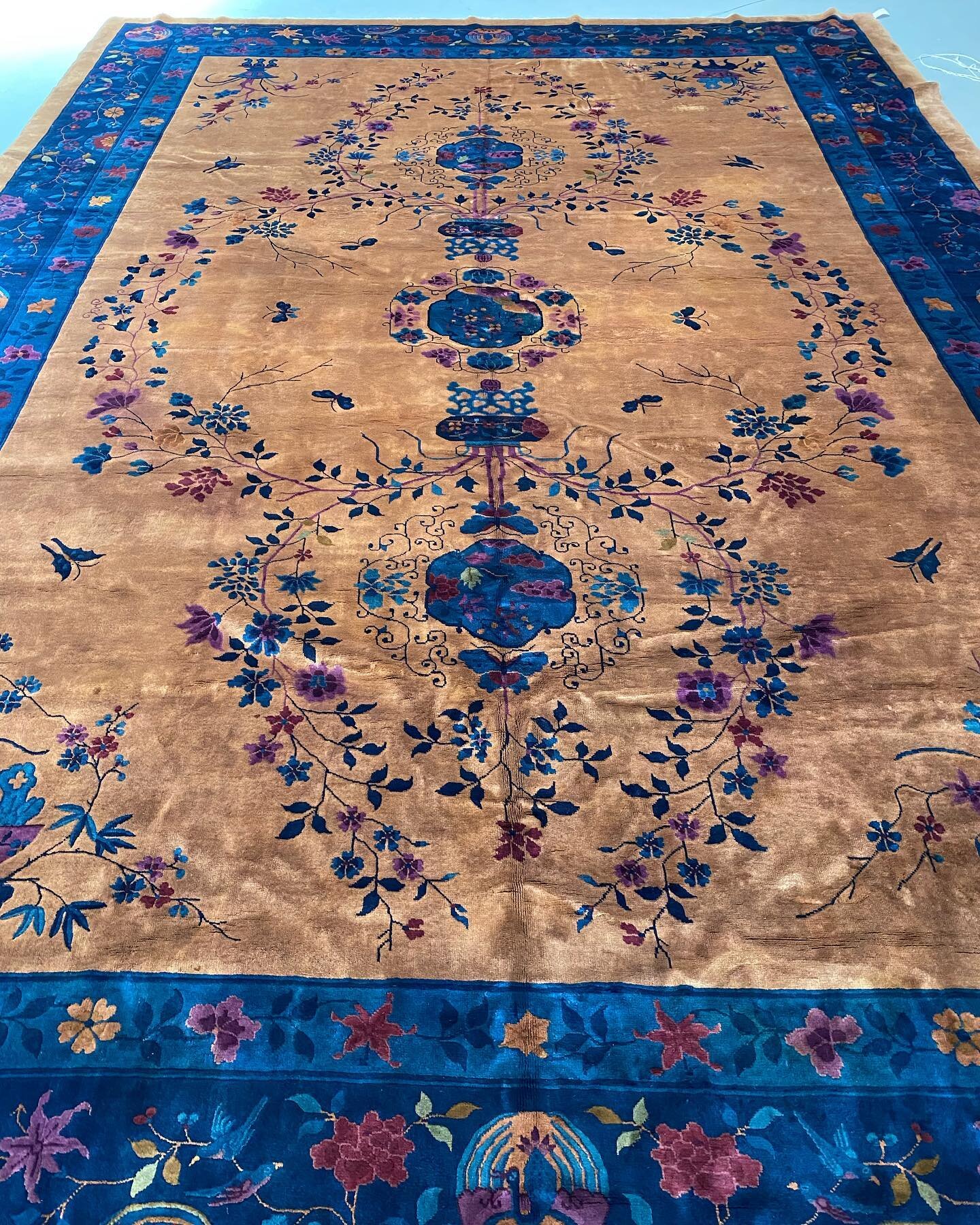 Chinese mandarin rug size is 12x18