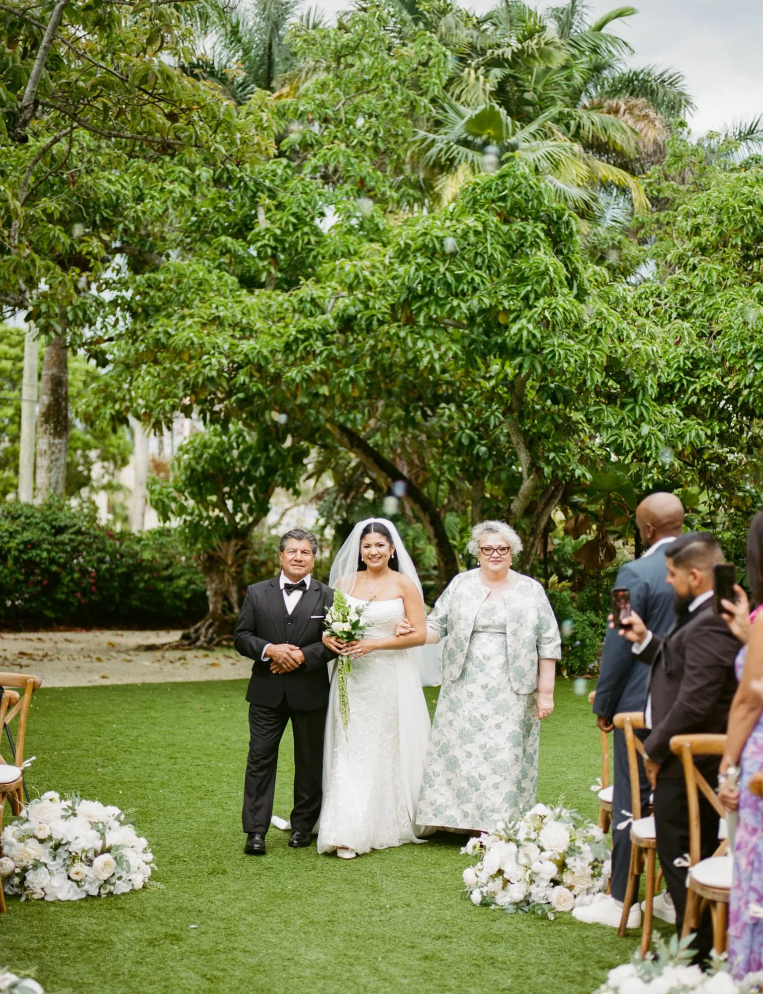 Royal-Mansion-and-Gardens-Miami-Wedding-Film-Photographer-000327020010.jpg