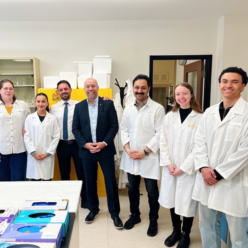 Toured Canada Research Chair Dr. Vahid Adibnia&rsquo;s lab and got a glimpse into the future of healthcare! 

Their research is paving the way for innovative treatments and medical breakthroughs. Science in action. 

Proud to have this work happening
