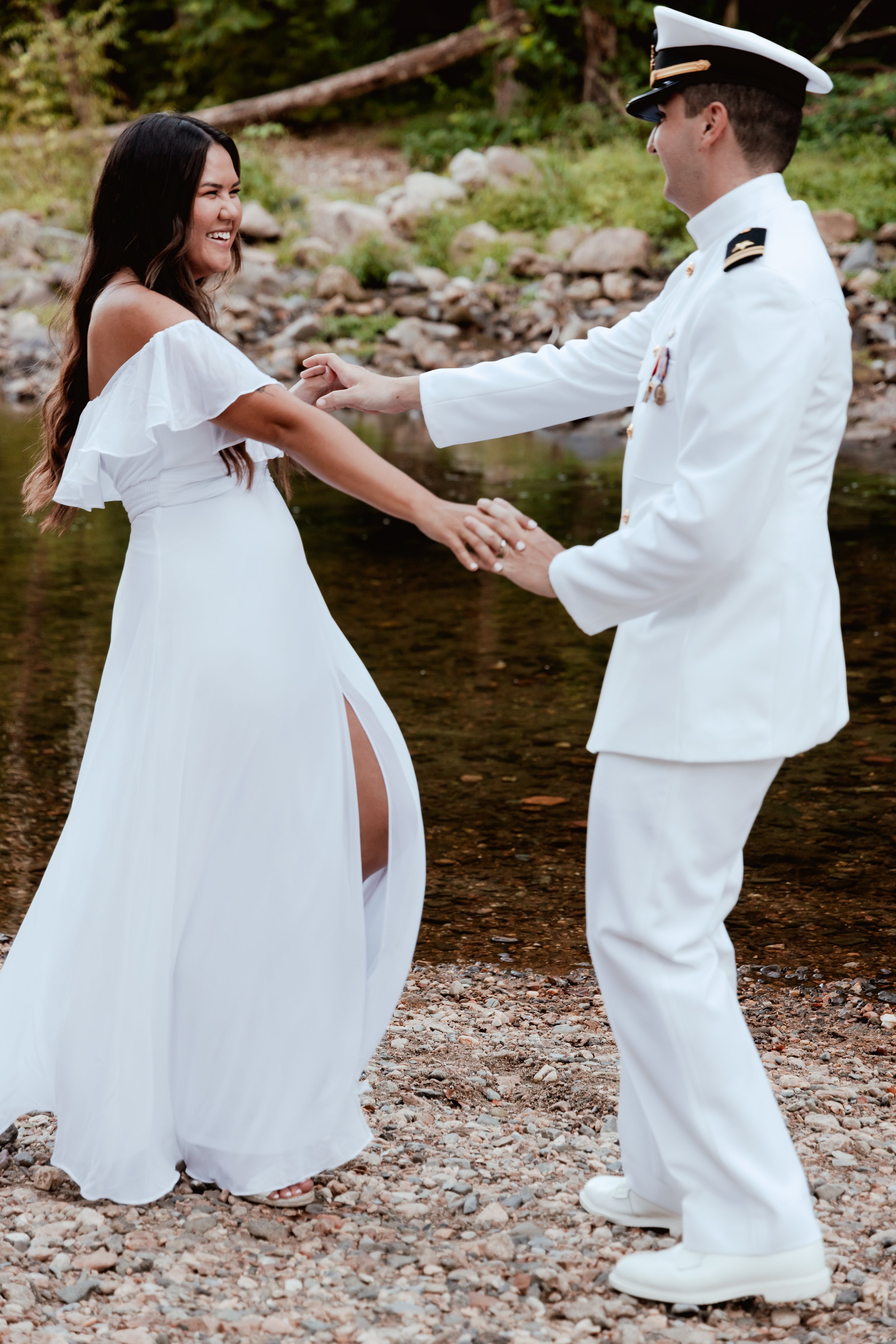 DANIELLEBPHOTOGRAPHY_TASHA_DAVID_ELOPEMENT_LOVE_WEDDING-0017.jpg
