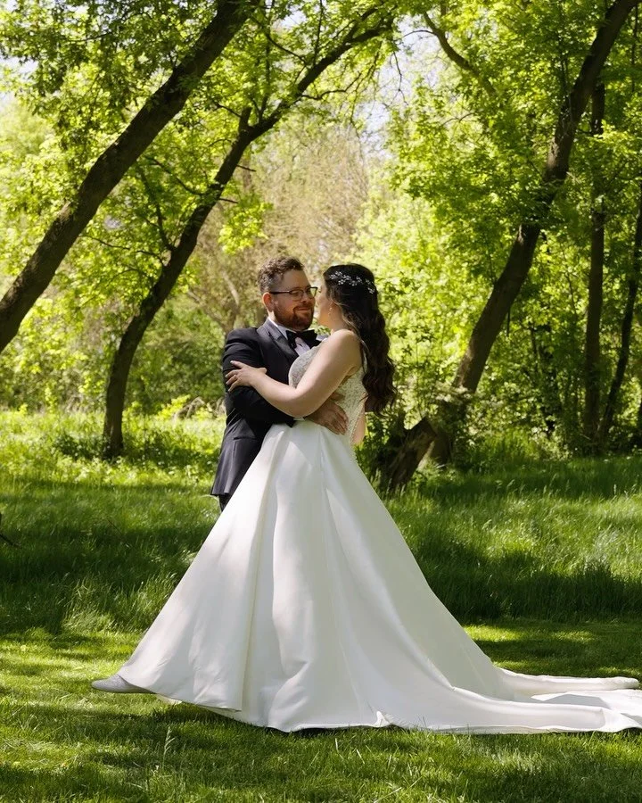 A few moments from Sarah and Andrew&rsquo;s beautiful wedding. Such an amazing day to be apart of!

Congratulations you two🤍

Sarah and Andrew | 5.15.26

Venue: @harvestmoonpond_venue 
Coordinator: @eventgal_wi 
Photographer: @larissamariephoto 
Dj: