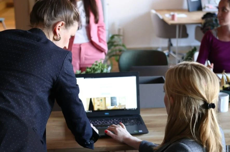 Building a Business Plan That Actually Works for Solopreneurs and Micro-Businesses