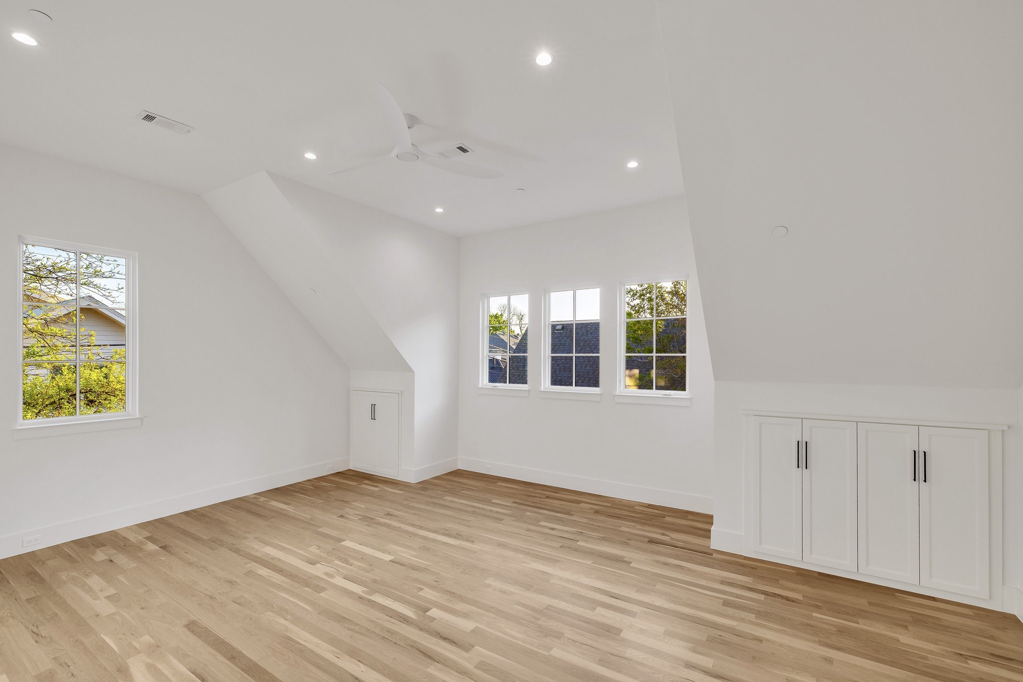 69-web-or-mls-3401 Colgate_Ave_Dallas-77.jpg