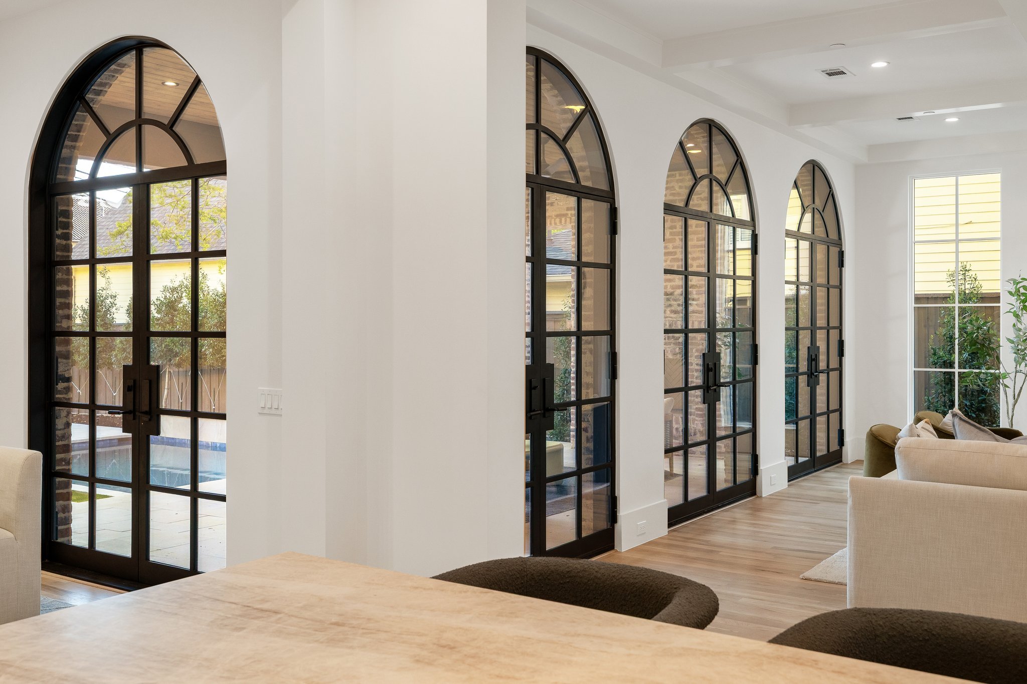 43-web-or-mls-3401 Colgate_Ave_Dallas-51.jpg