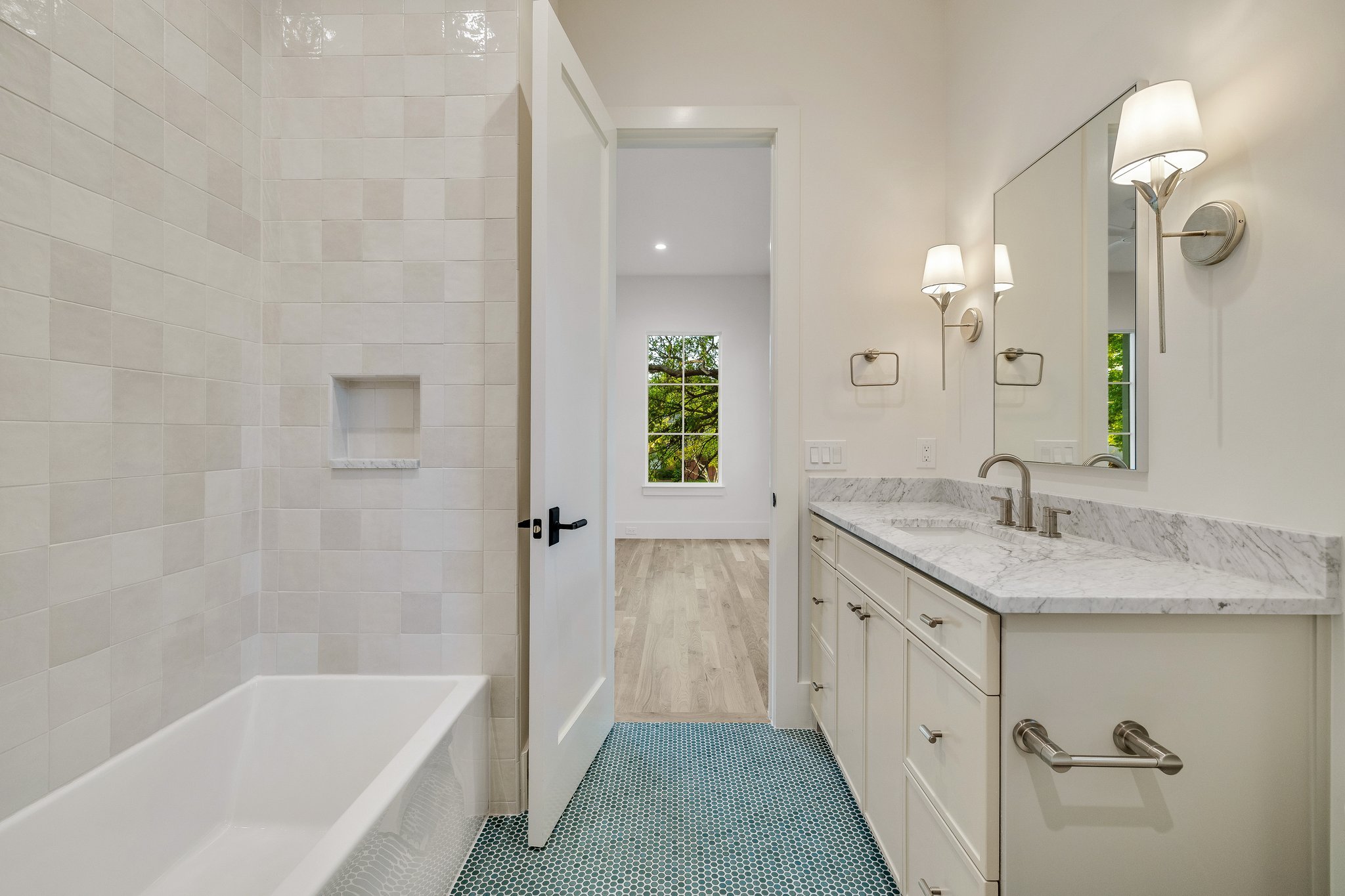 64-web-or-mls-3401 Colgate_Ave_Dallas-72.jpg
