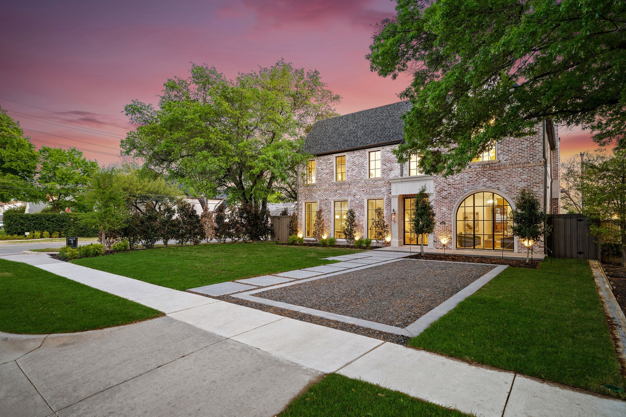 4-web-or-mls-3401 Colgate_Ave_Dallas-119.jpg