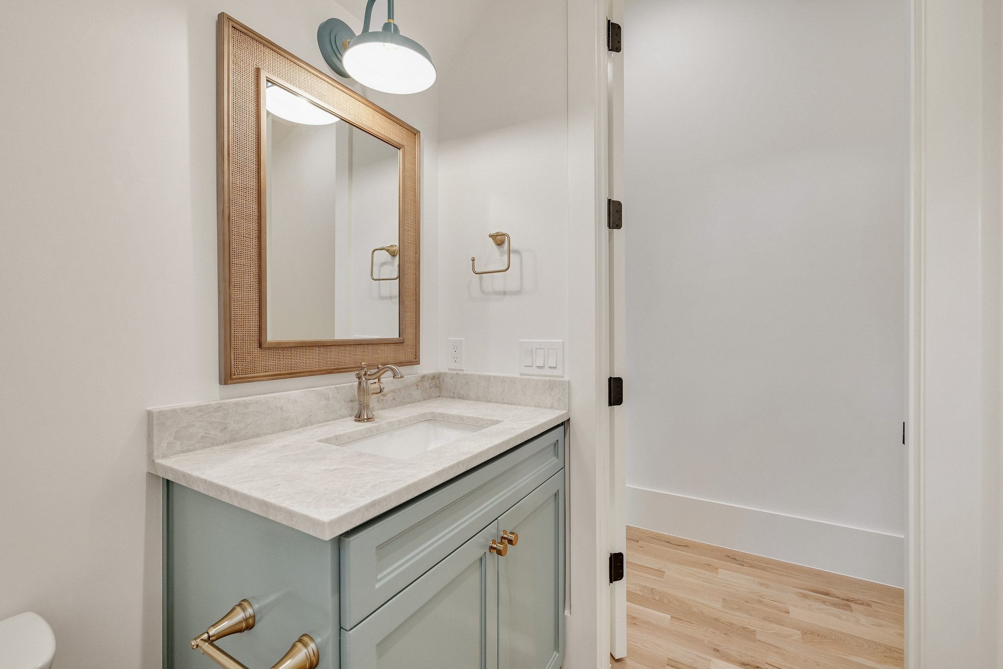 57-web-or-mls-3401 Colgate_Ave_Dallas-65.jpg