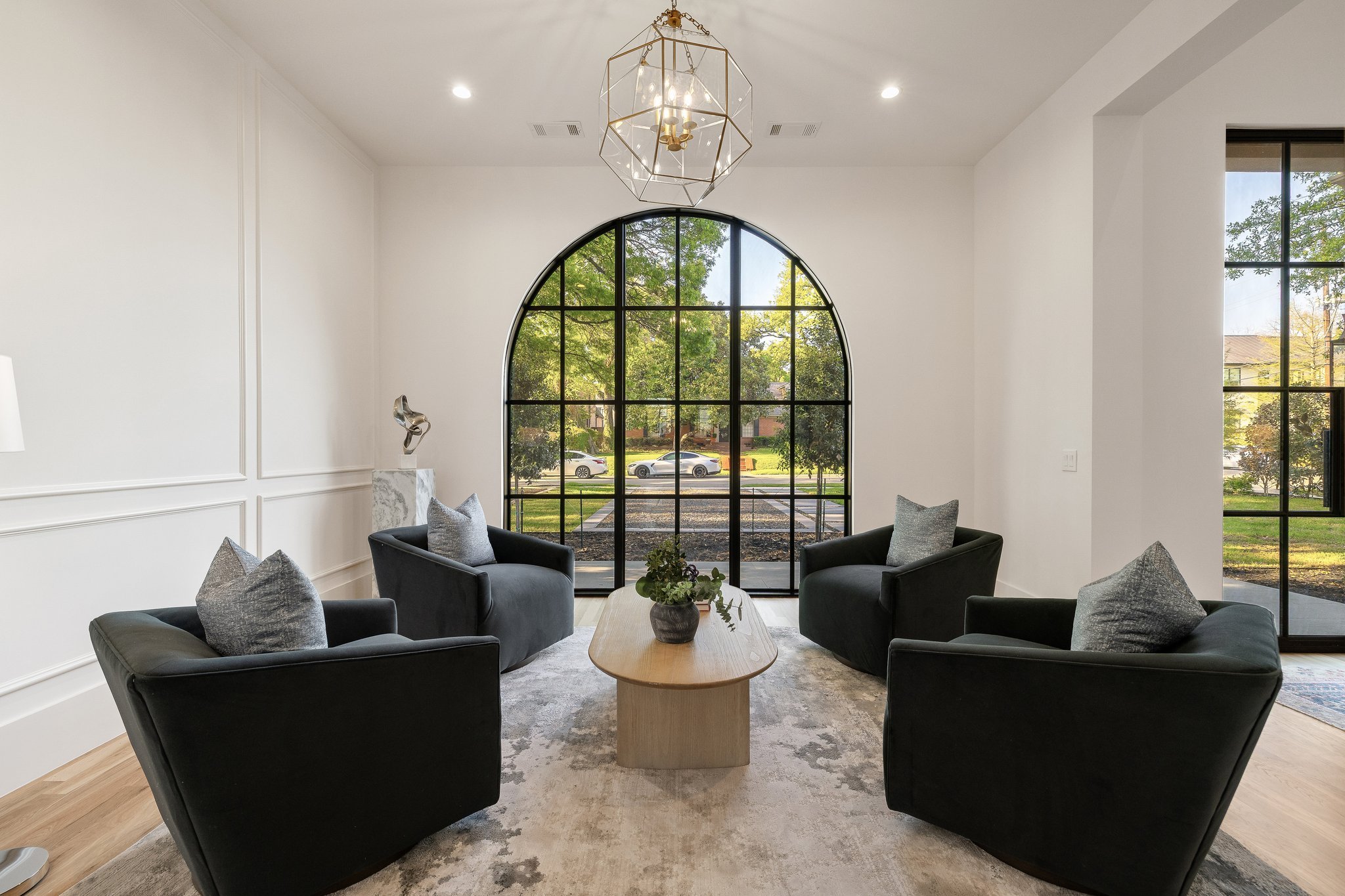 15-web-or-mls-3401 Colgate_Ave_Dallas-23.jpg