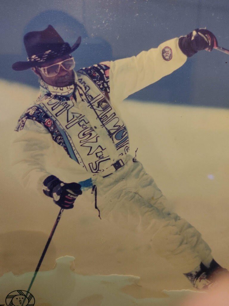 Paul Sr on skis.JPG