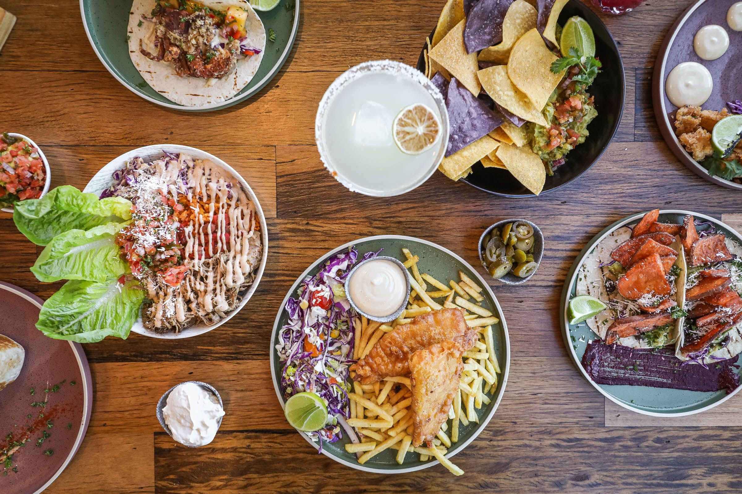 Gold Coast Food — A Coastal Dining Experience at Alma Surfers Paradise
