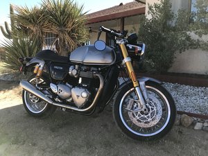 Triumph+Twin+Shadow+Gatos+Trail.jpg