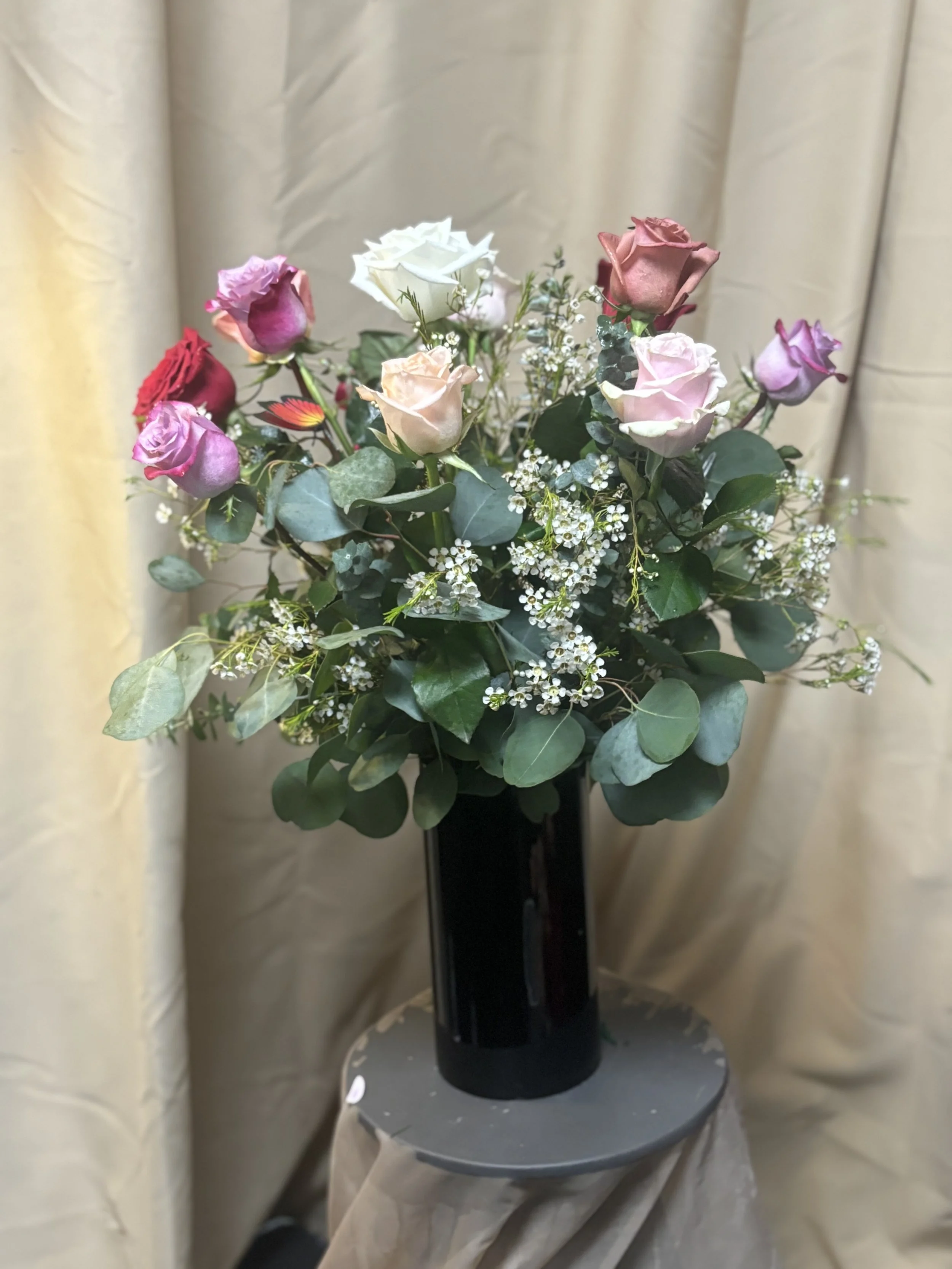Dozen Mixed Spring Roses in Designer Vase