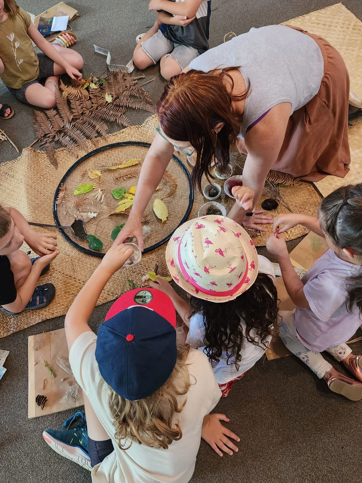 Emma Hinton, creative nature workshops with tamariki.