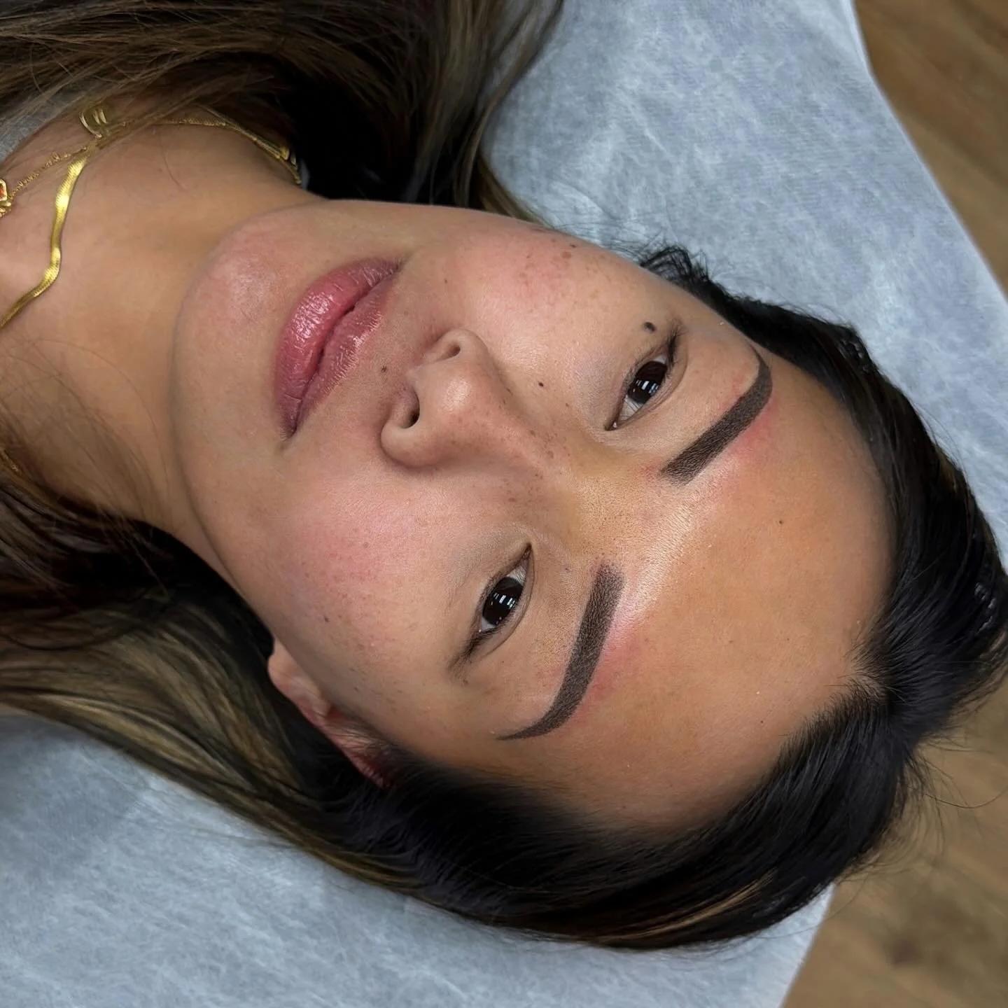 Appointments are really just catch-up sessions&hellip; with a brow touch-up as a bonus 😉